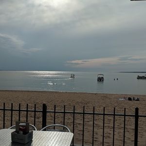 Meet your Posher, Pam